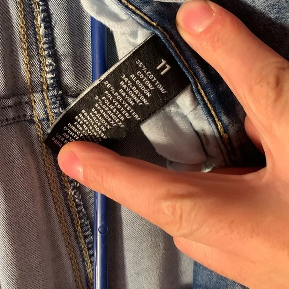 high waisted white washed distressed jeans - Picture 3 of 4